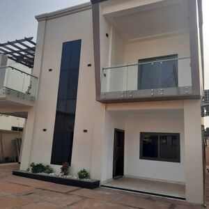 4BEDROOM house@ East legon/+233243321202