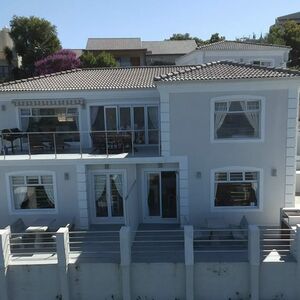 Luxurious Air BnB / Guesthouse for sale in Knysna Heights SA