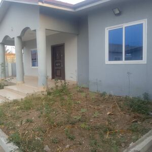 3Bedroom House@ Achimota/+233243321202