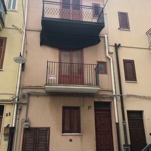 sh 739 town house, Caccamo, Sicily