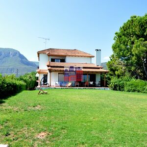 Achaia Rhodia, a single-family house of 300 sqm for sale