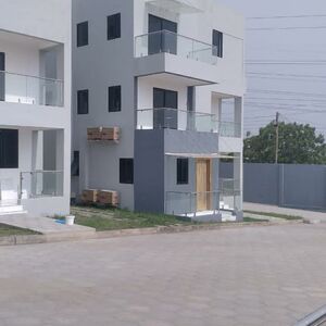 Fully furnished 1Bedroom flat@ dzorwulu/ +233243321202