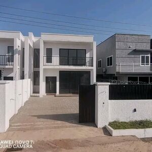 3Bedroom House@ WESTLAND/+233243321202