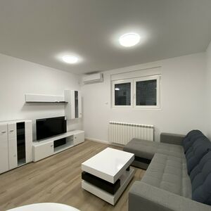 Lekino Brdo street Tikveska 42m2 furnished, registered