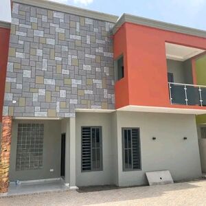 Executive 4 Bedroom Townhouse@ East legon hill/ +23324332120