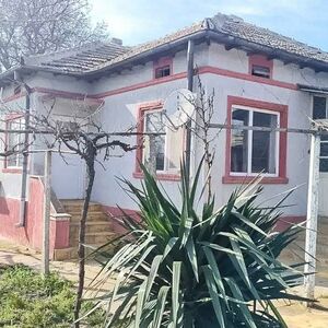 Renovated 2-Bed house, in a nice and big village 20 min. to 