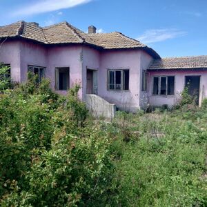 : House Near The Sea On Pay Monthly for Renovation Ref 4382