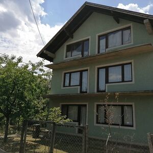 I am selling a house of 330 m2 in Varvarin-Serbia