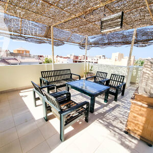 Roof top apartment on a villa in Magawish