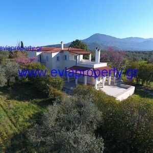 Villa 260 sqm,  €430.000