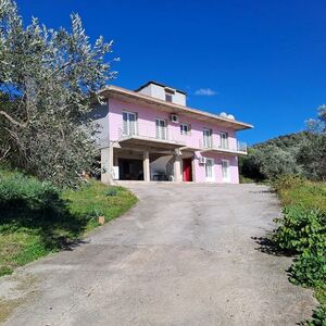 Detached House 186 sqm,  €270.000