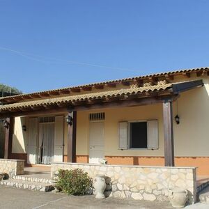 Villa and land in Sicily - Villa Dino