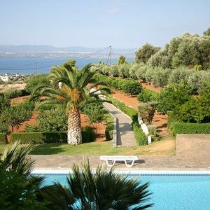 Villa 340 sqm,  €800.000