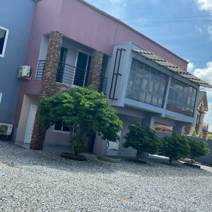 2Bedroom apartment@ Adjringanoor/+233243321202