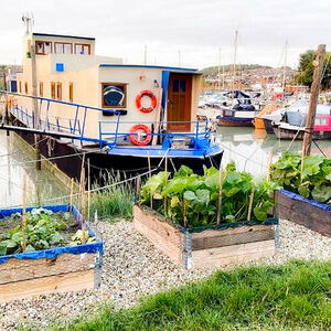 Oustanding Houseboat - Persevere1   £250,000