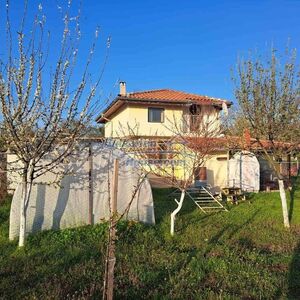 ATTRACTIVE PROPERTY with furniture 6 km from sea Balchik ​