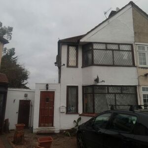  2 Bed House for Rent N9, North London FOR SALE