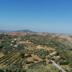 Panoramic Townhouse in Sicily -  Gusciglio Via Paternò