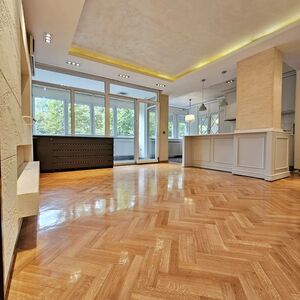 I am selling a 3.5-room apartment in Belgrade-Blok 33, LUX