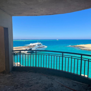  Apartment one bedroom 56m Sea view .private beach. Hurghada