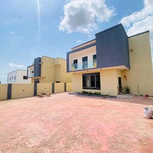 Executive 4 Bedroom House@ East legon hill