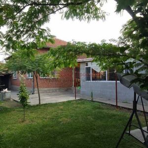 Renovated 1-storey House, furnished, summer kitchen, garage,