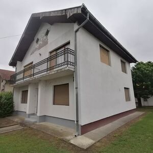 2-storey house for sale, City locations, €85,000, 182m²