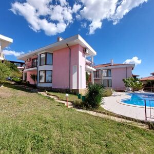 House with 2 bedrooms, 3 bathrooms, pool view in Pink villas
