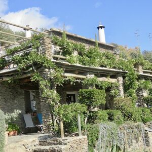 Cortijo, Rental Apartments and Gardens