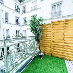 Luxurious 75m2 Terrace Apartment in Trendy Paris area