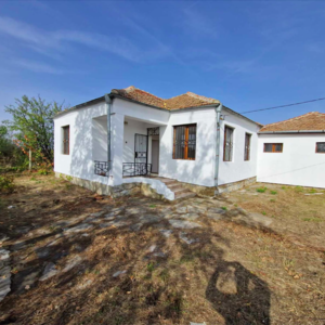 Detached house with a well 12 km away from Sunny Beach