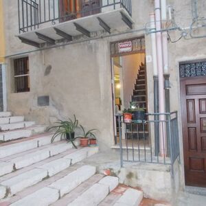 sh 777 town house, Caccamo, Sicily