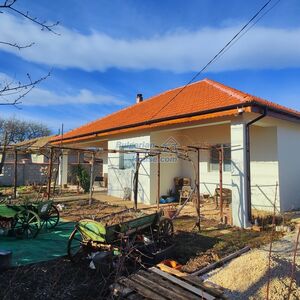 New house with jacuzzi and garage near Balchik and SEA 