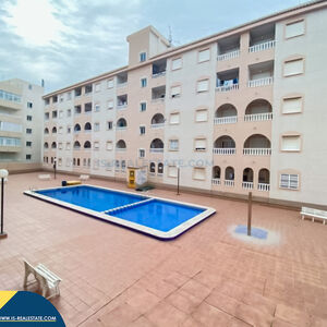 Apartment with terrace in Torrevieja, Alicante province.