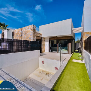 House with private pool in Orihuela Costa, Alicante province