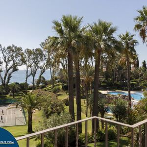 House on the seafront in Estepona, in the province of Malaga