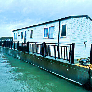 Low Maintenance Floating Home - New Home  £169,995