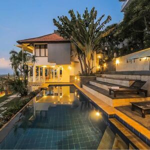 Pecatu, Unrivaled 10BR Luxury Villa with Breathtaking Views