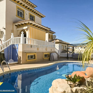 Villa with private pool in Orihuela Costa, Alicante province