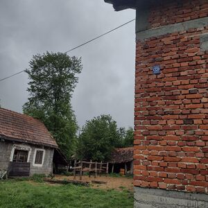 Farm with spring close by, thermal water in vicinity