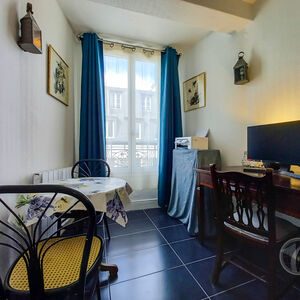 Charming 2-Room Apartment in the Historic Heart of Paris