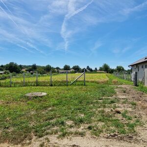 2151 m² land in Hungary, 25 min from Balaton