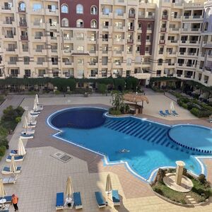 Ready-to-Move 1-Bedroom Apartment in Florenza Khamsin, Hurgh