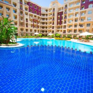  Pool View Studio 34 Sqm in Florenza Resort Arabia 