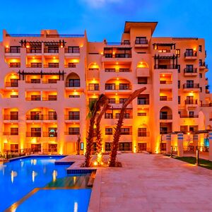 Apartment in Aldau Heights, 79 m², Garden and Pool View
