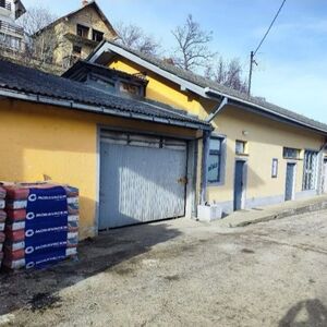 Building for sale in Donji Milanovac-Djerdap