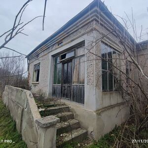 Property for complete renovation on pay monthly in Dorbrich 