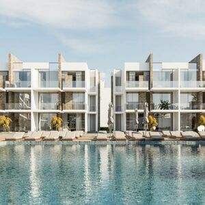  Studio wih private roof area and a private beach access