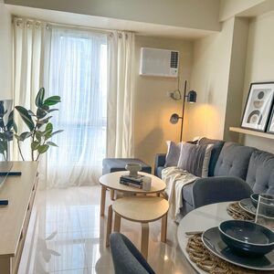 1 BR Furnished Condo For Rent in The Montane, BGC, Taguig
