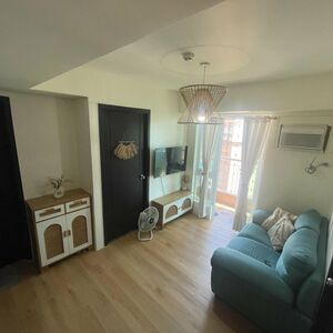 2 BR Fully Furnished Condo Unit The Rochester, Pasig